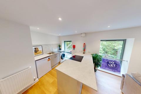 6 bedroom apartment to rent, Flat 5, 124-132 North Sherwood Street, Nottingham, Nottinghamshire, NG1