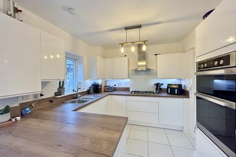 4 bedroom detached house for sale, Quinton Road, Witchford, Ely, Cambridgeshire