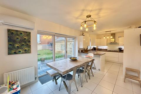 4 bedroom detached house for sale, Quinton Road, Witchford, Ely, Cambridgeshire