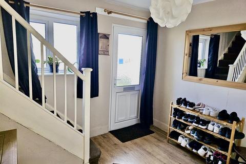 16 Bron Hendre, Trefor, Caernarfon, LL54 5HL