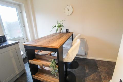 5 Avon Close, Marple, Stockport, SK6 6EQ