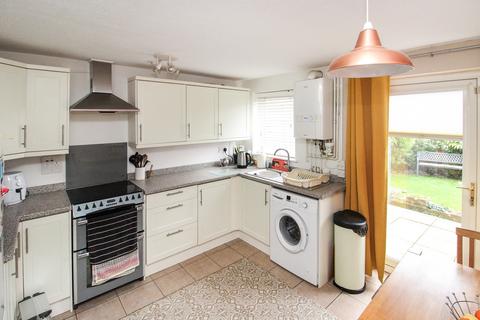 2 bedroom end of terrace house for sale, Holmcroft, Crawley, West Sussex. RH10 6TP