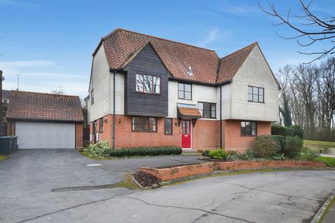 5 bedroom detached house for sale, Tenterfields, Newport