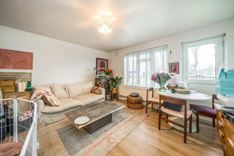 1 bedroom flat for sale, Solon New Road Estate, London SW4