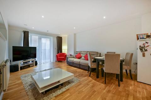 3 bedroom flat for sale, High Street, Hounslow, Hounslow, TW3