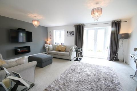 7 River Walk, Fetcham, Leatherhead, KT22 9FF