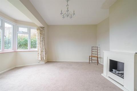 2 bedroom detached bungalow for sale, Coronation Close, Pewsey