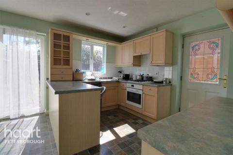 3 bedroom link detached house to rent, Thornham Way, PETERBOROUGH