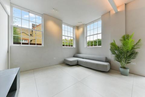 3 bedroom end of terrace house to rent, Takhar Mews, Battersea, SW11