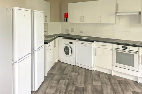 7 bedroom apartment to rent, Stokes Croft, Bristol, BS1