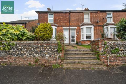 3 bedroom end of terrace house to rent, East Street, Littlehampton, West Sussex, BN17