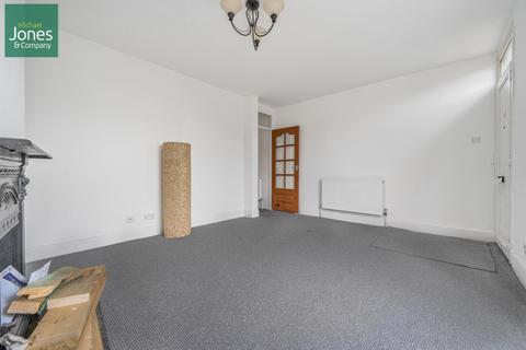 3 bedroom end of terrace house to rent, East Street, Littlehampton, West Sussex, BN17