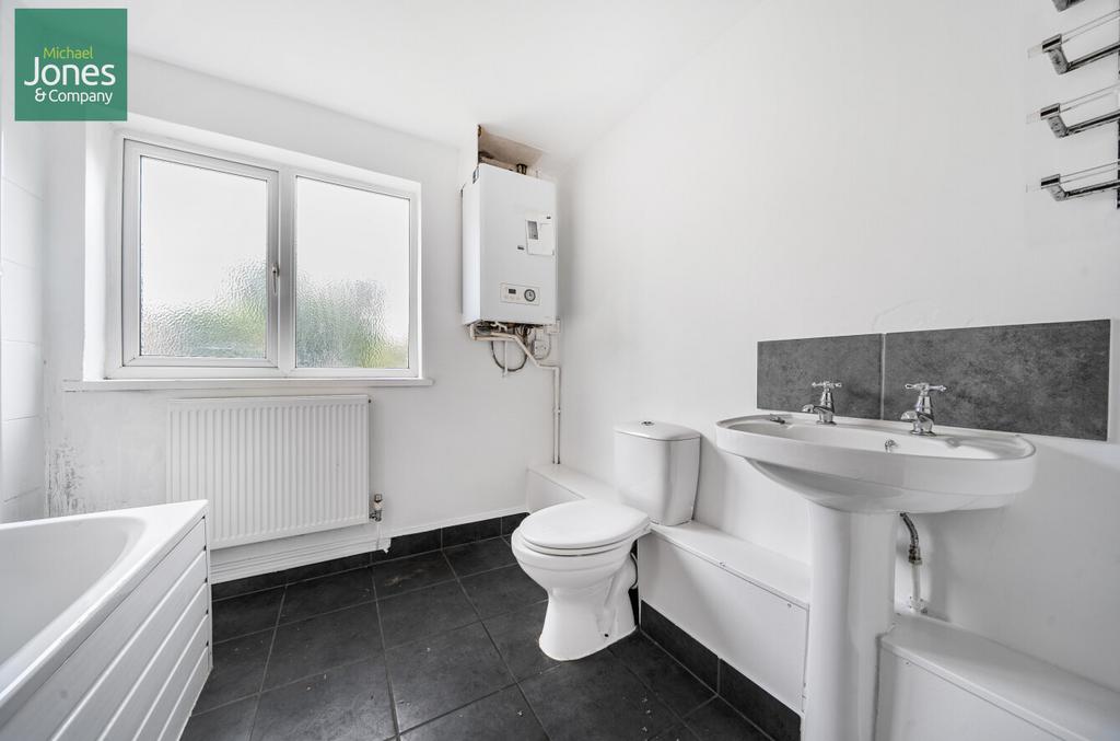 Main Bathroom