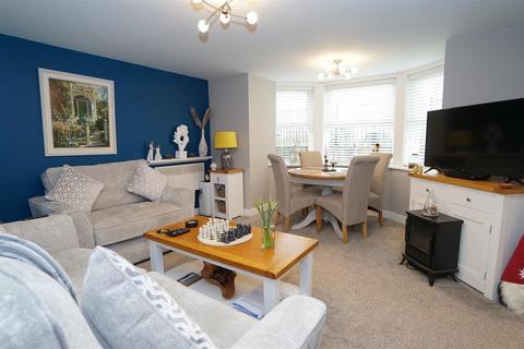 1 bedroom apartment for sale, Thorncrest, Browgate, Baildon, Shipley