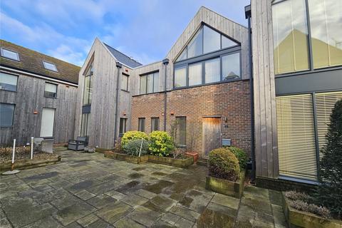Flat 4, The Old Court House Grange Road, Midhurst, GU29 9LT