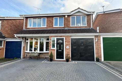 4 bedroom link detached house for sale, Chesterwood, Hollywood, B47 5EN