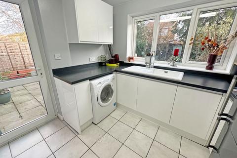 10 Chesterwood, Hollywood, Birmingham, B47 5EN