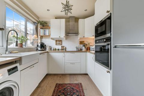 4 Cornfield Road, Reigate, RH2 7HE