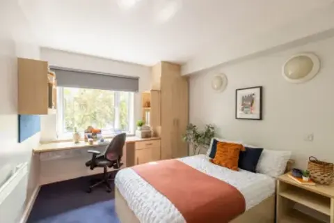 undefined, Charlotte Road