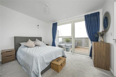 2 bedroom apartment for sale, Selbourne Avenue, Hounslow