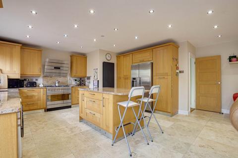 3 Fernbrook Road, Caversham, Reading, RG4 7HG