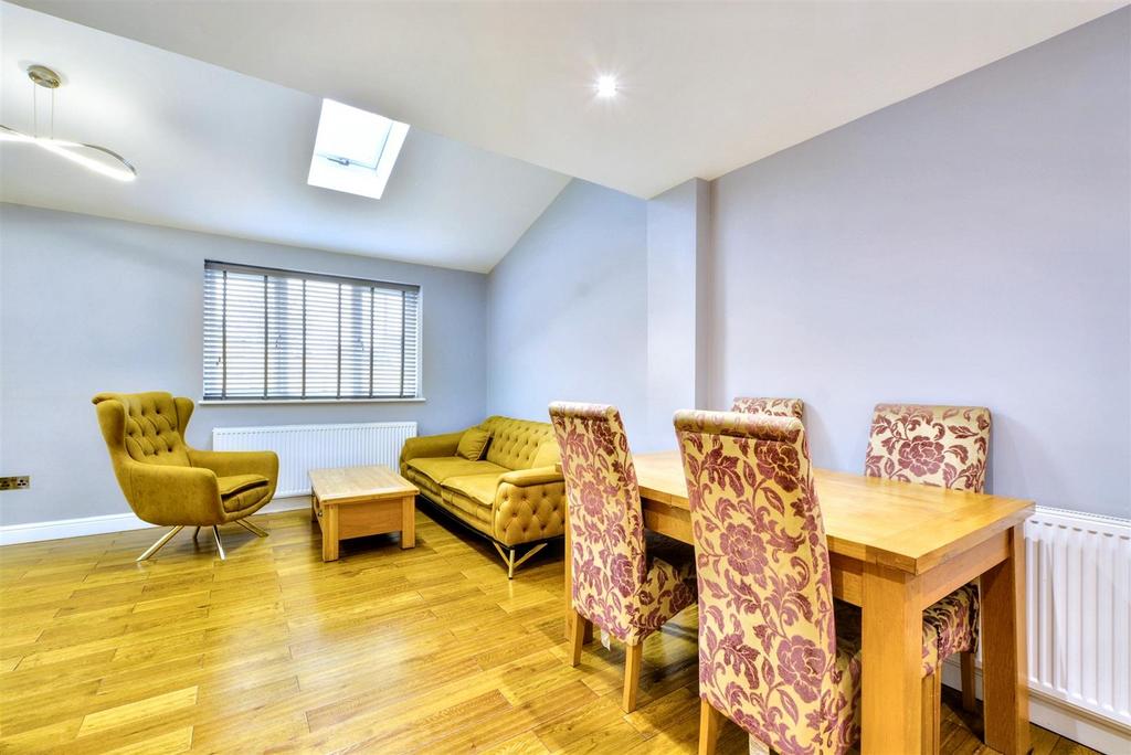 Dining Room 2.jpeg
