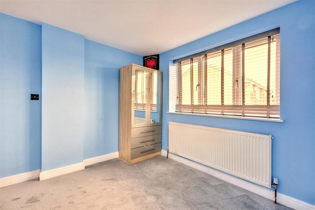Bedroom 4 2.jpeg