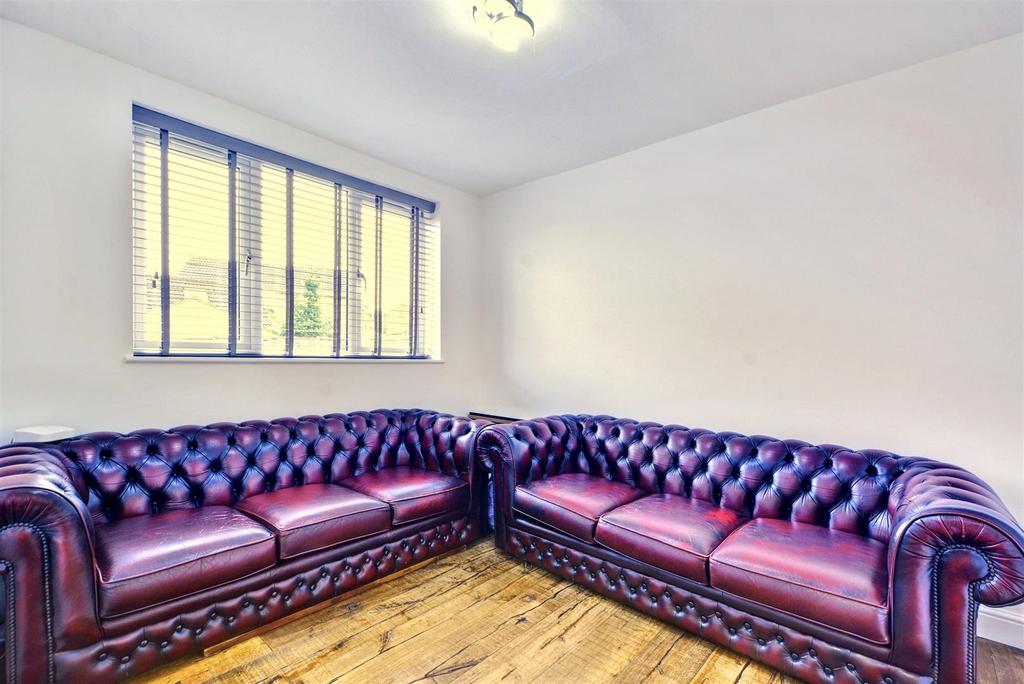 Sitting Room.jpeg