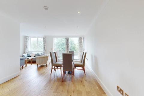 3 bedroom apartment for sale, Regent Court, 1 North Bank, London, NW8