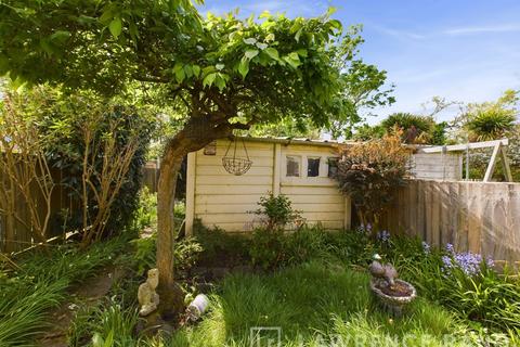 3 bedroom terraced house for sale, Merlins Avenue, Harrow, HA2