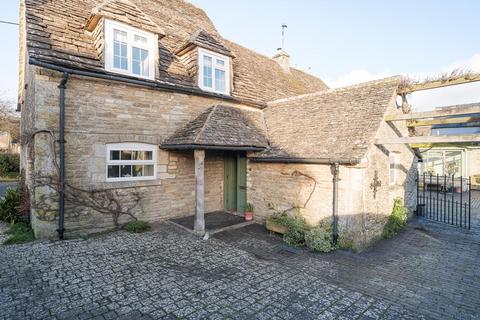 4 bedroom detached house for sale, South Cerney, Gloucestershire, GL7