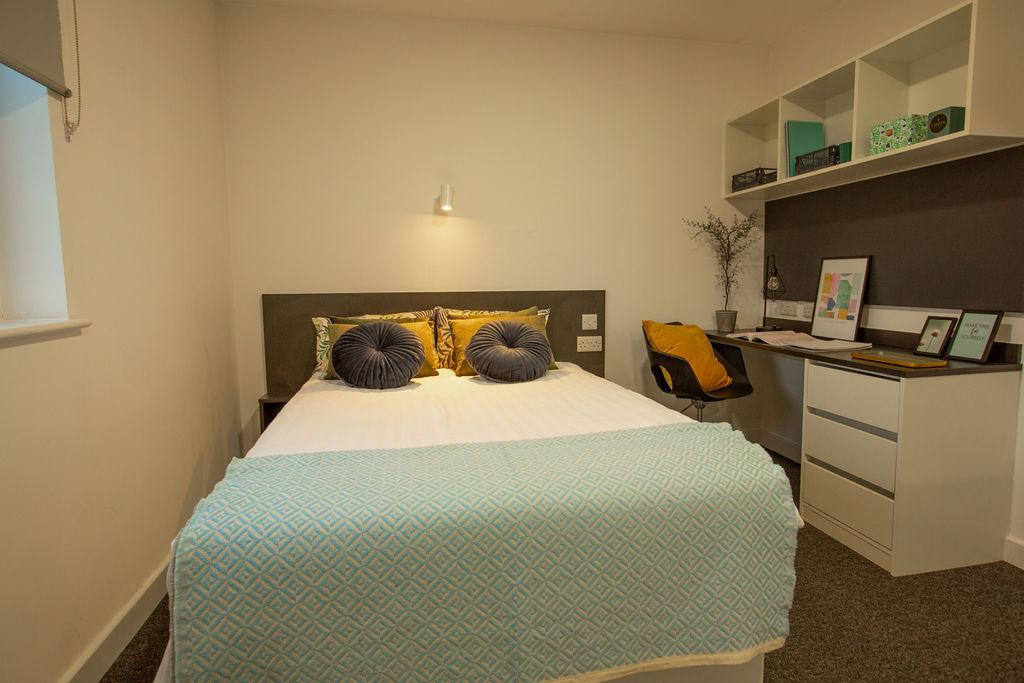 Canterbury Canterbury Student Manor 3.jpg