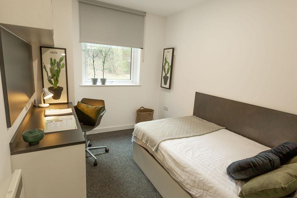 Canterbury Canterbury Student Manor 4.jpg