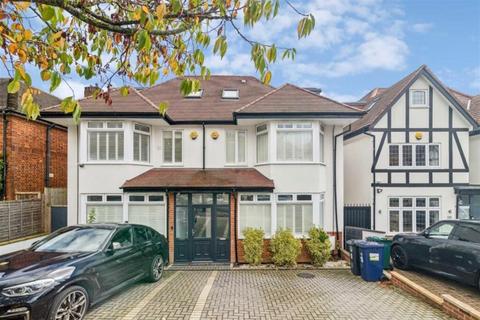 4 bedroom house to rent, Rundell Crescent, Hendon, NW4