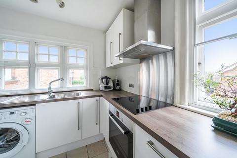 2 bedroom flat for sale, Copers Cope Road, Beckenham