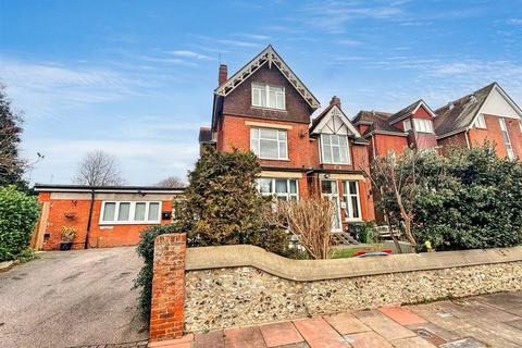 1 bedroom flat for sale, Meads Road, Eastbourne