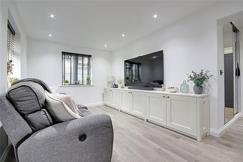 4 bedroom end of terrace house for sale, Robertson Close, Broxbourne, Hertfordshire, EN10