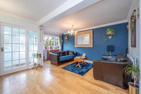 9 Appleby Close, Great Alne, Alcester, B49 6HJ