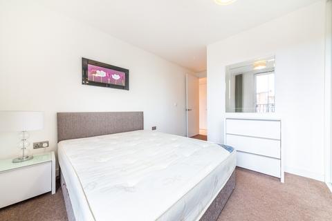 2 bedroom apartment to rent, Vintry Court, London SE1