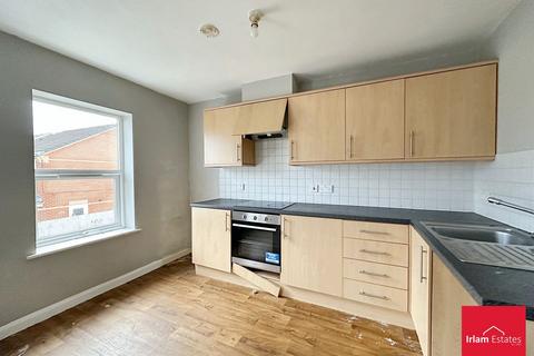 2 bedroom flat for sale, Liverpool Road, Cadishead, M44