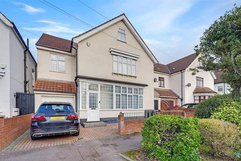 6 bedroom detached house for sale, Strathfield Road, Barking, Essex