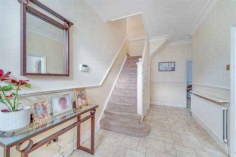 6 bedroom detached house for sale, Strathfield Road, Barking, Essex