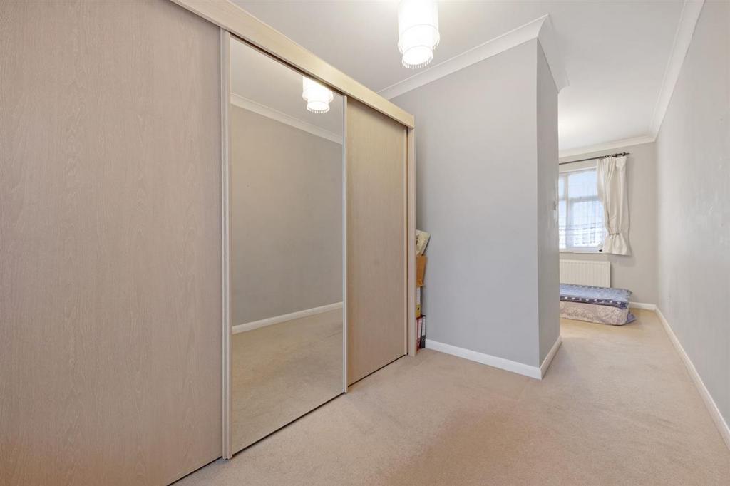Walk in wardrobe