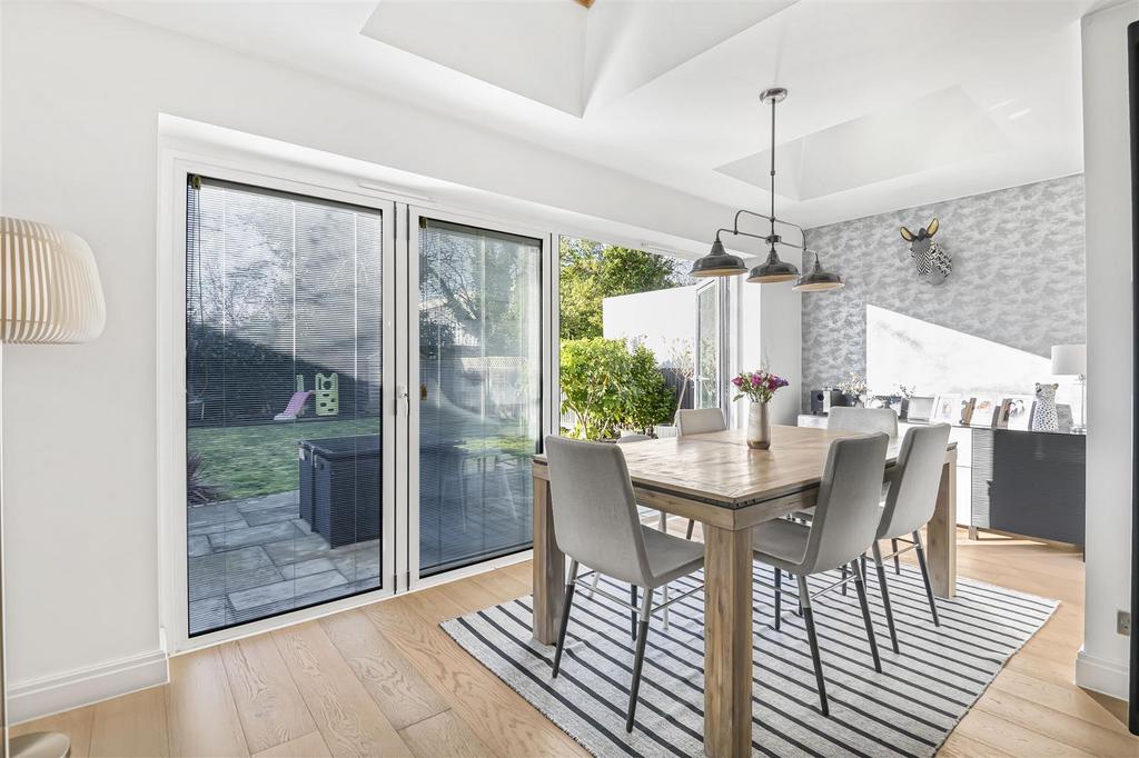 Rear extension / dining room