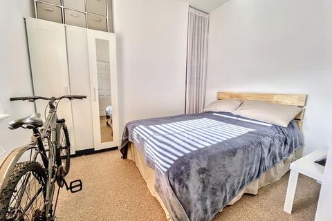 1 bedroom flat for sale, Southbourne