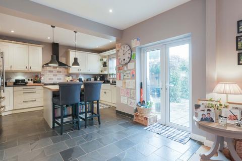 141 Waverley Road, Epsom, KT17 2LN