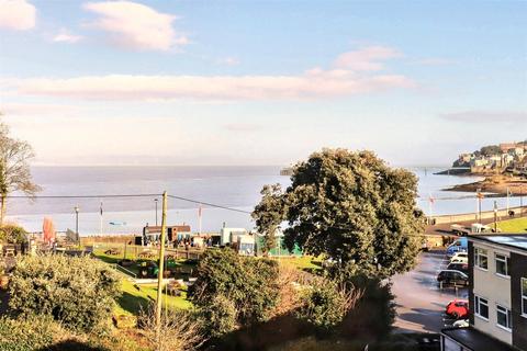 2 bedroom flat for sale, Panoramic views across Clevedon seafront and the Bristol Channel