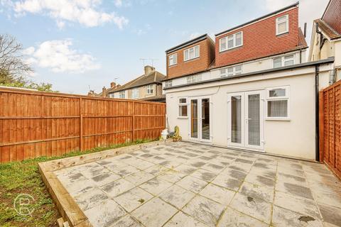 2 bedroom flat for sale, Greenford Avenue, London, W7