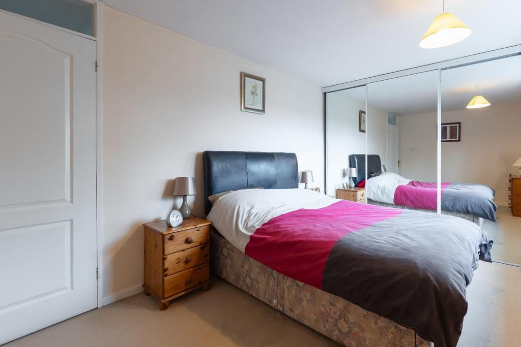 Bedrooms-3.jpg