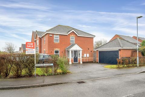 4 bedroom detached house for sale, Wensum Close, Oakham